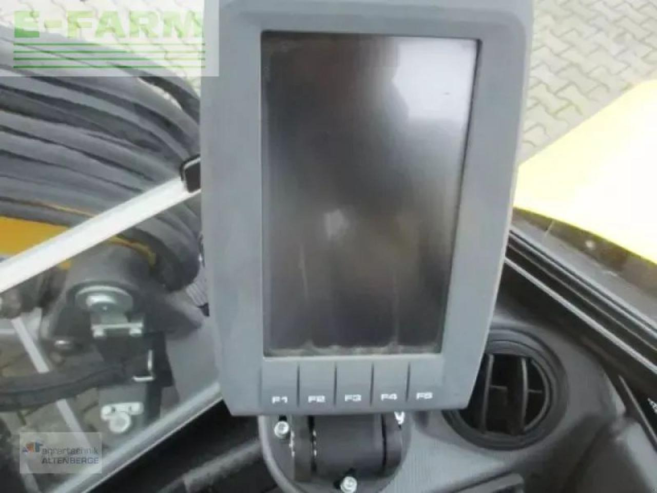 מיני מחפר New Holland e55d: תמונה 9 מיני מחפר New Holland e55d: תמונה 9