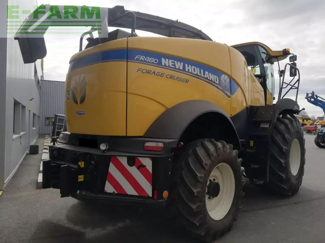 New Holland fr 480 - מקצרת מספוא: תמונה 4 New Holland fr 480 - מקצרת מספוא: תמונה 4