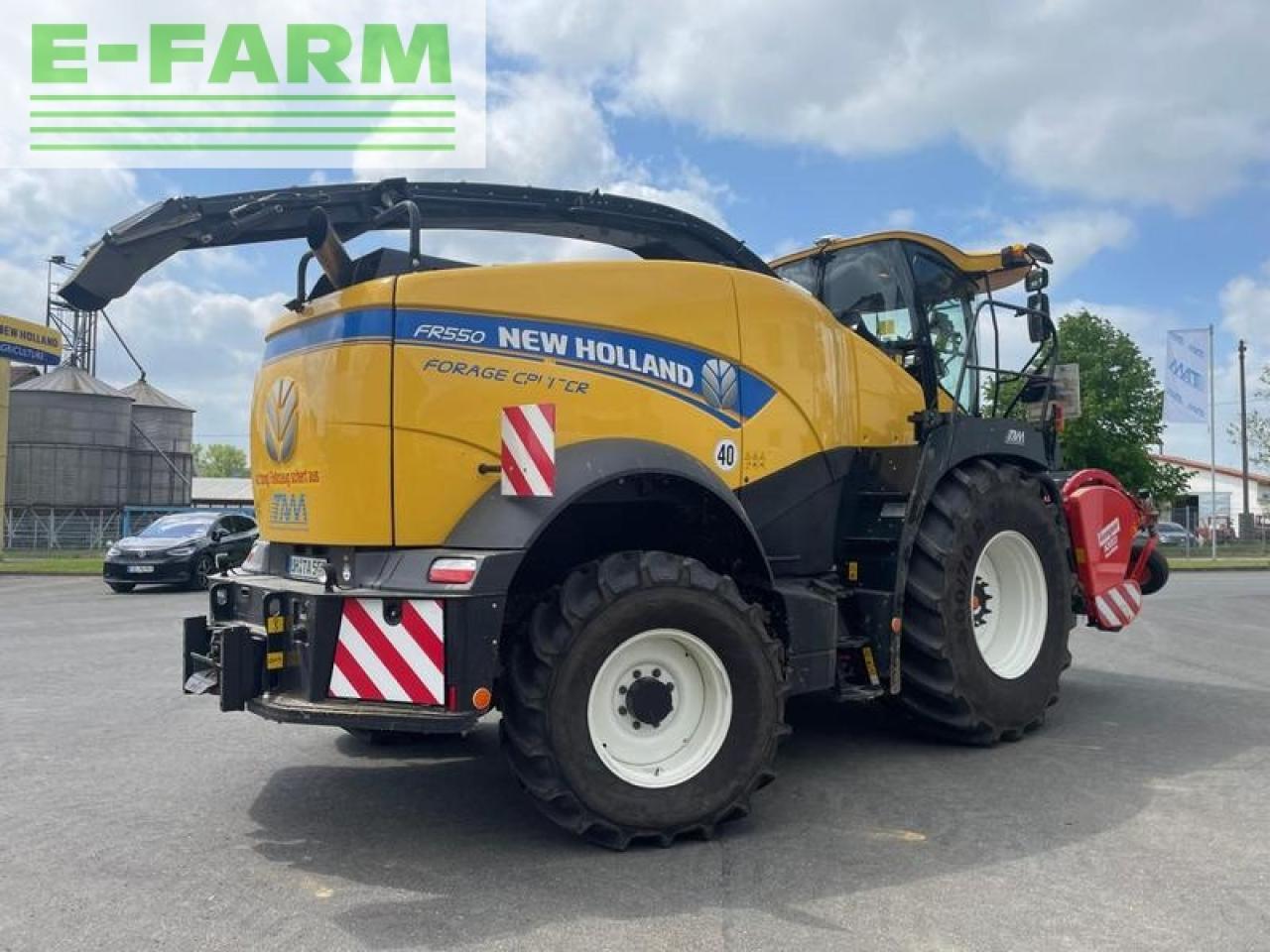 New Holland fr 550 - מקצרת מספוא: תמונה 3 New Holland fr 550 - מקצרת מספוא: תמונה 3