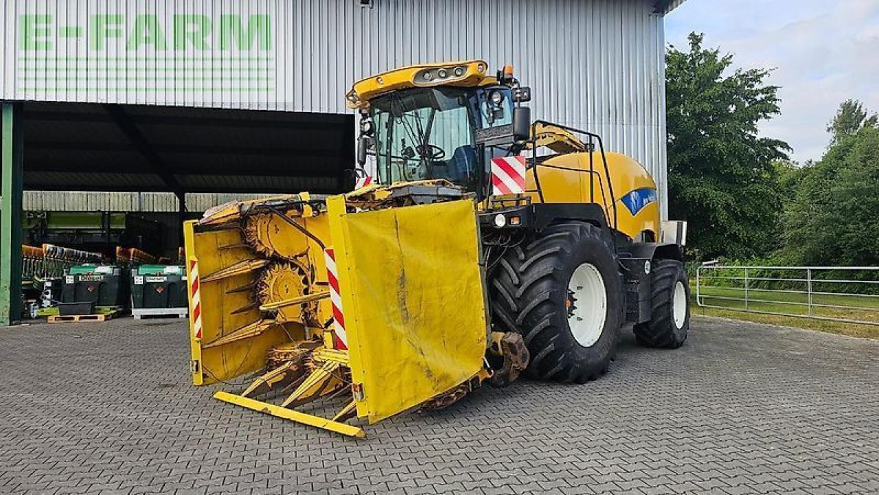 New Holland fr 9050 - מקצרת מספוא: תמונה 1 New Holland fr 9050 - מקצרת מספוא: תמונה 1