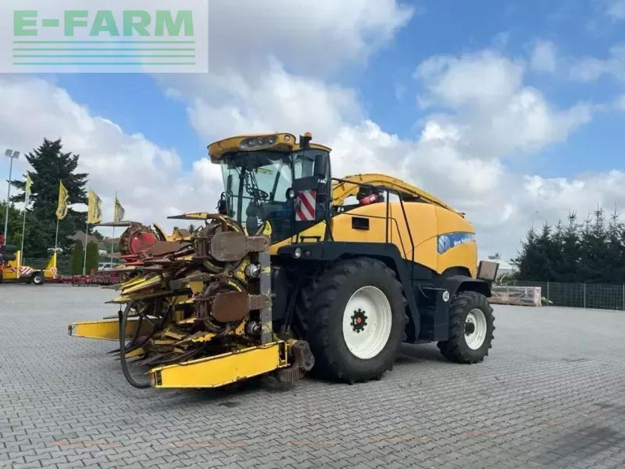 New Holland fr 9060 - מקצרת מספוא: תמונה 1 New Holland fr 9060 - מקצרת מספוא: תמונה 1