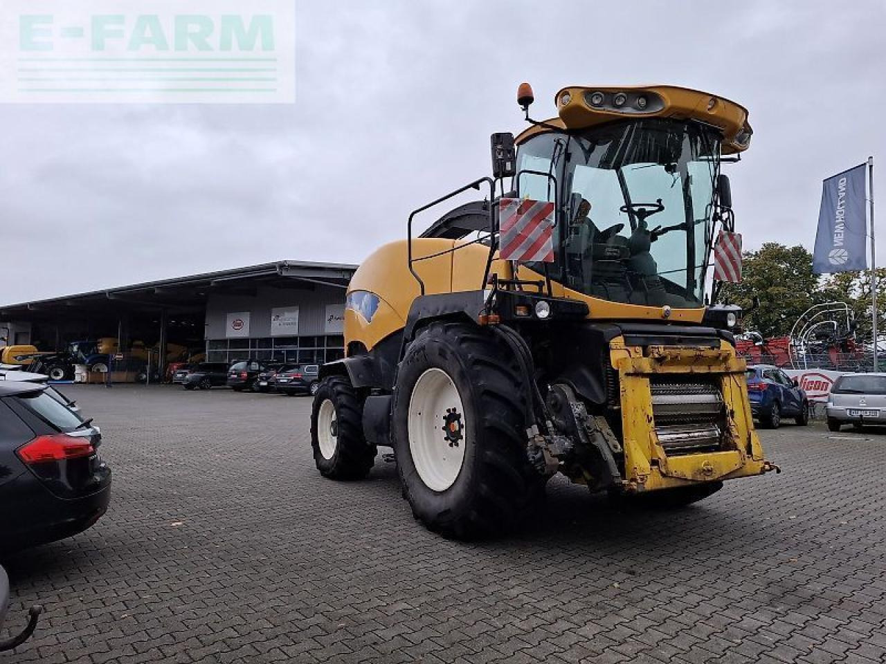 New Holland fr9060 / fr 9060 mit allrad - מקצרת מספוא: תמונה 4 New Holland fr9060 / fr 9060 mit allrad - מקצרת מספוא: תמונה 4