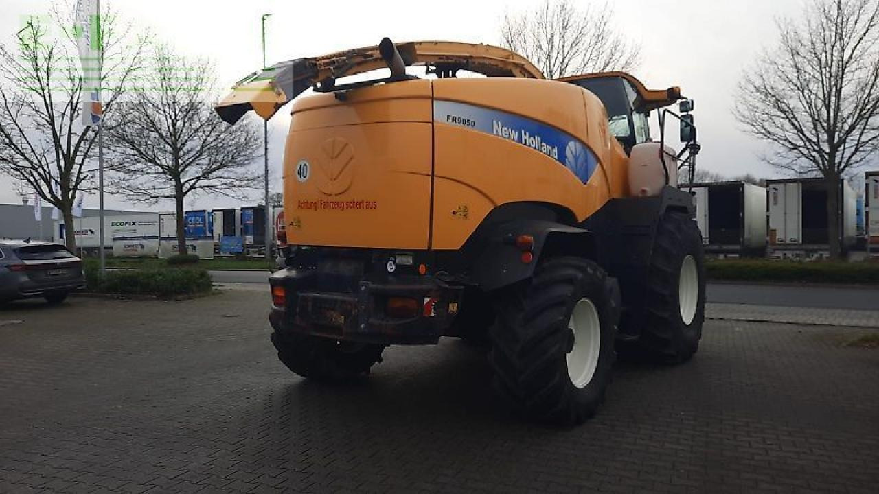 New Holland fr9060 / fr 9060 - מקצרת מספוא: תמונה 5 New Holland fr9060 / fr 9060 - מקצרת מספוא: תמונה 5