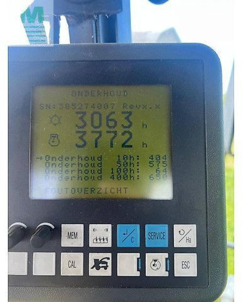 New Holland fx 60 - מקצרת מספוא: תמונה 4 New Holland fx 60 - מקצרת מספוא: תמונה 4