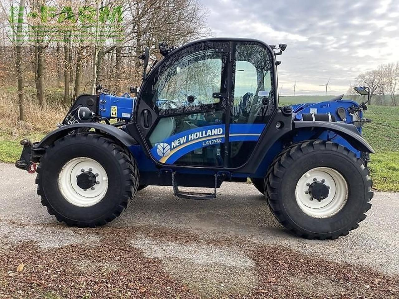New Holland lm 7.42 - מפעיל טלסקופי: תמונה 1 New Holland lm 7.42 - מפעיל טלסקופי: תמונה 1