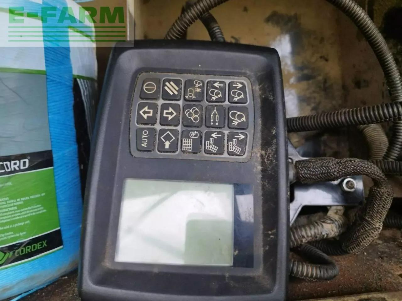 New Holland presse à balles rondes roll-belt 150 superfeed new - מכונת צרור מרובעת: תמונה 2 New Holland presse à balles rondes roll-belt 150 superfeed new - מכונת צרור מרובעת: תמונה 2