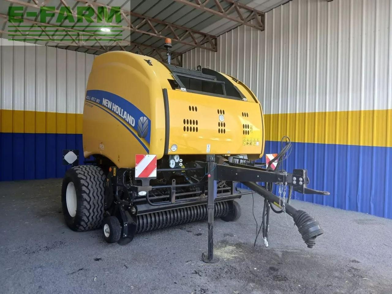 New Holland rb 180 - מכונת צרור מרובעת: תמונה 1 New Holland rb 180 - מכונת צרור מרובעת: תמונה 1