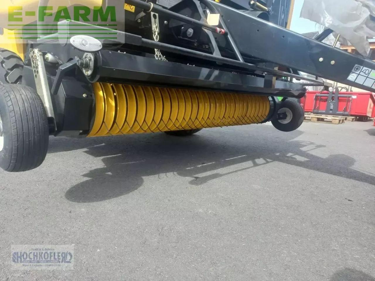 New Holland roll bar 125 - מכונת צרור מרובעת: תמונה 5 New Holland roll bar 125 - מכונת צרור מרובעת: תמונה 5
