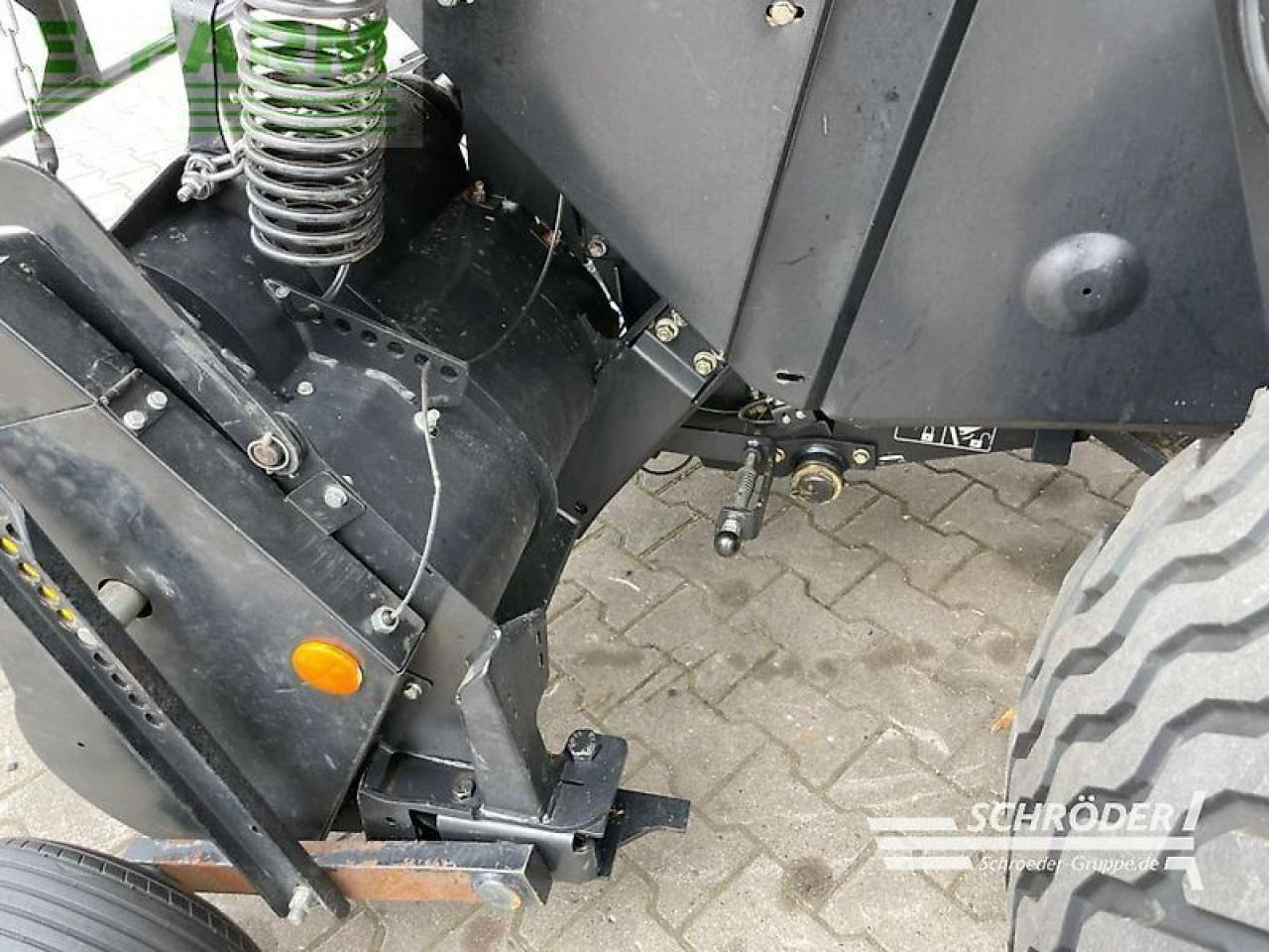 מכונת צרור מרובעת New Holland roll-belt 180 cropcutter: תמונה 11