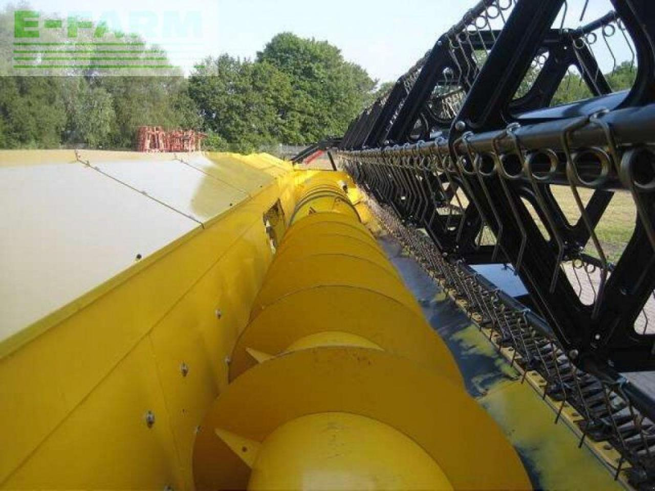 New Holland schneidwerk varifeed - צרופת מקצרת מספוא: תמונה 5 New Holland schneidwerk varifeed - צרופת מקצרת מספוא: תמונה 5