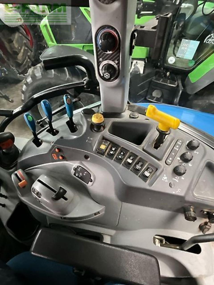 טרקטור חקלאי New Holland t 5.105 electro command: תמונה 7