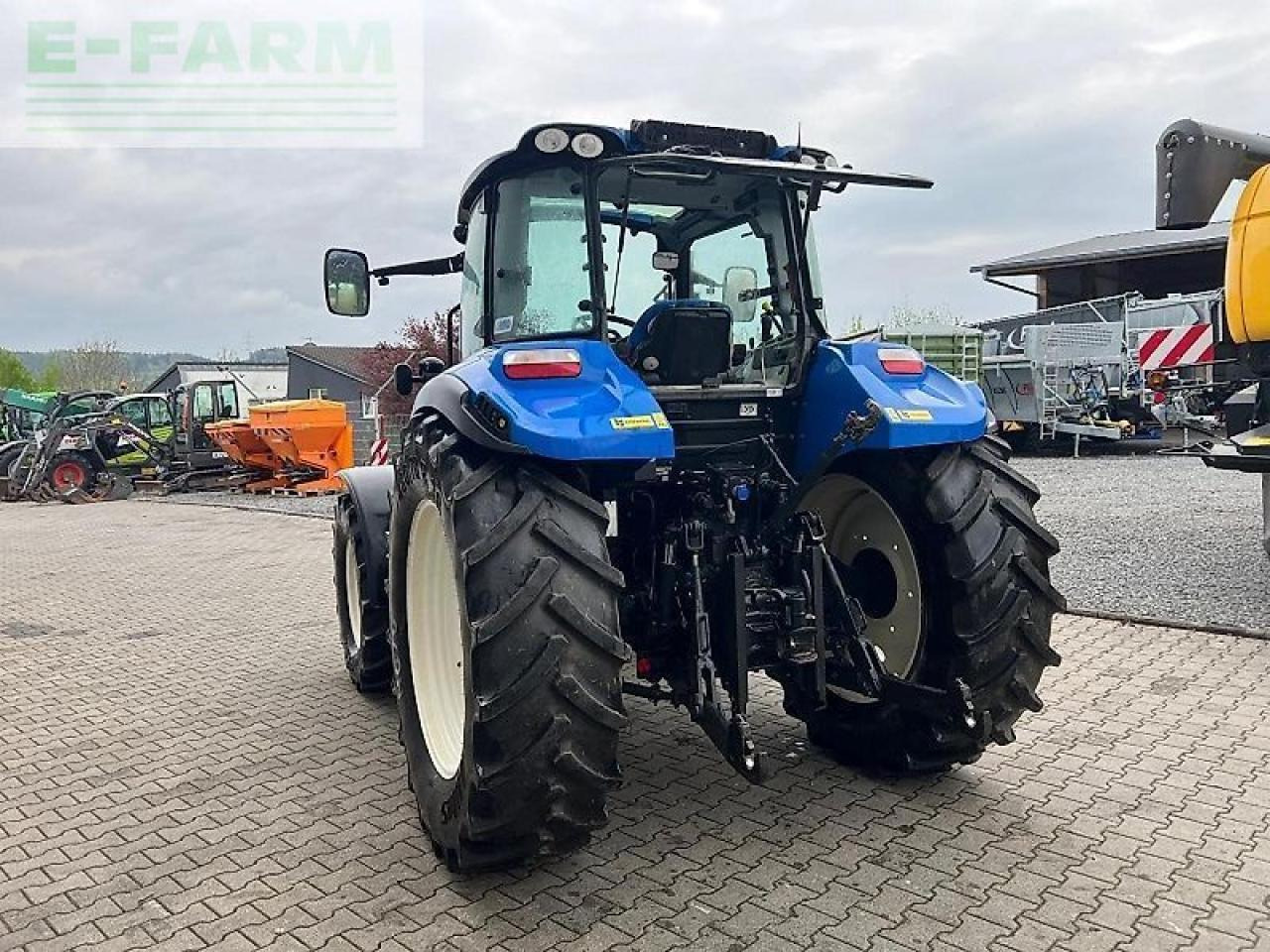 New Holland t 5.95 - טרקטור חקלאי: תמונה 4 New Holland t 5.95 - טרקטור חקלאי: תמונה 4