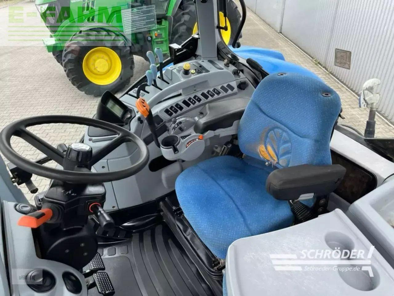 טרקטור חקלאי New Holland t 7.250 pc: תמונה 10 טרקטור חקלאי New Holland t 7.250 pc: תמונה 10