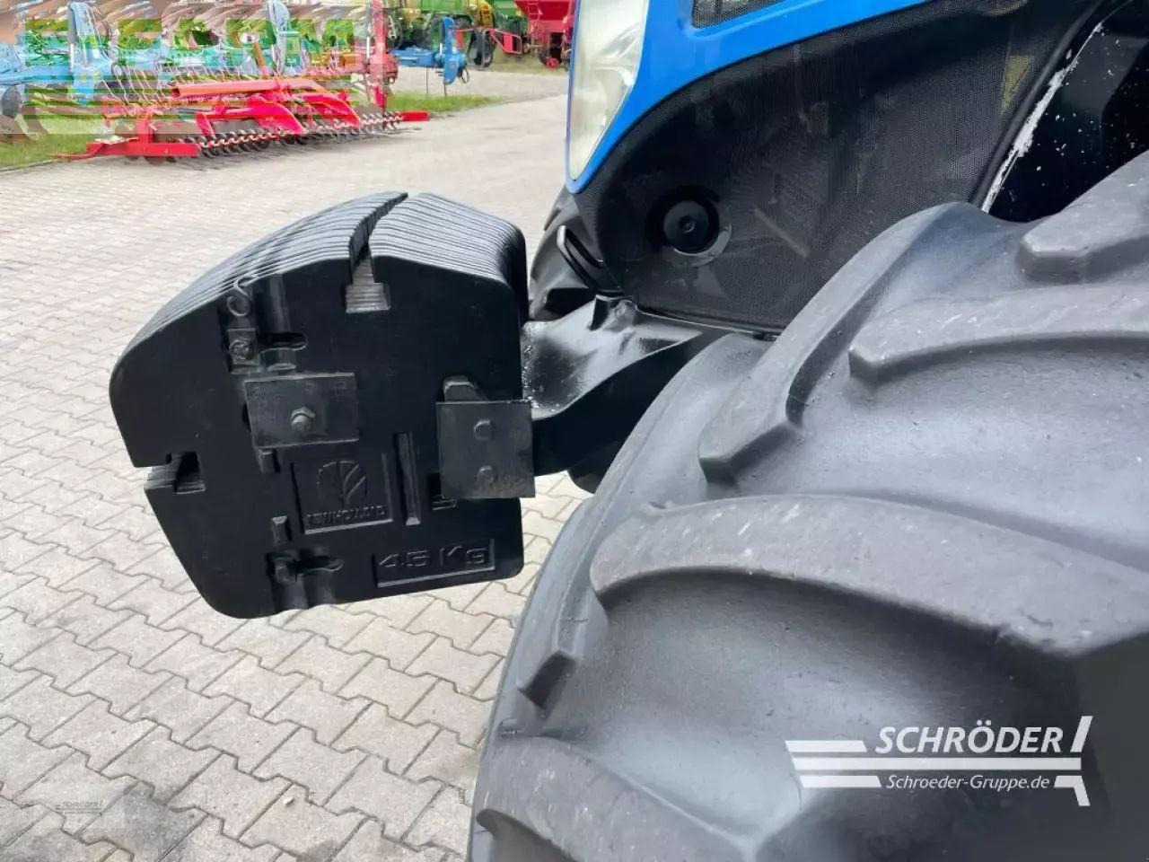 טרקטור חקלאי New Holland t 7.250 pc: תמונה 9 טרקטור חקלאי New Holland t 7.250 pc: תמונה 9