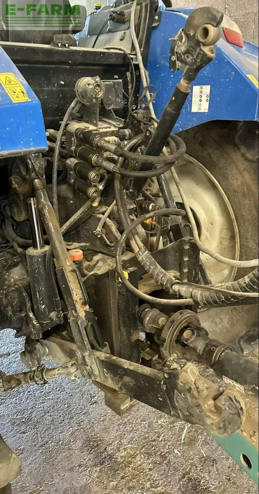 New Holland t5.100 ec - טרקטור חקלאי: תמונה 5 New Holland t5.100 ec - טרקטור חקלאי: תמונה 5