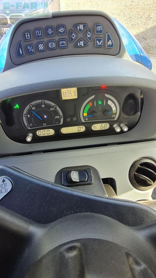טרקטור חקלאי New Holland t5.120 dynamic command (stage v): תמונה 12