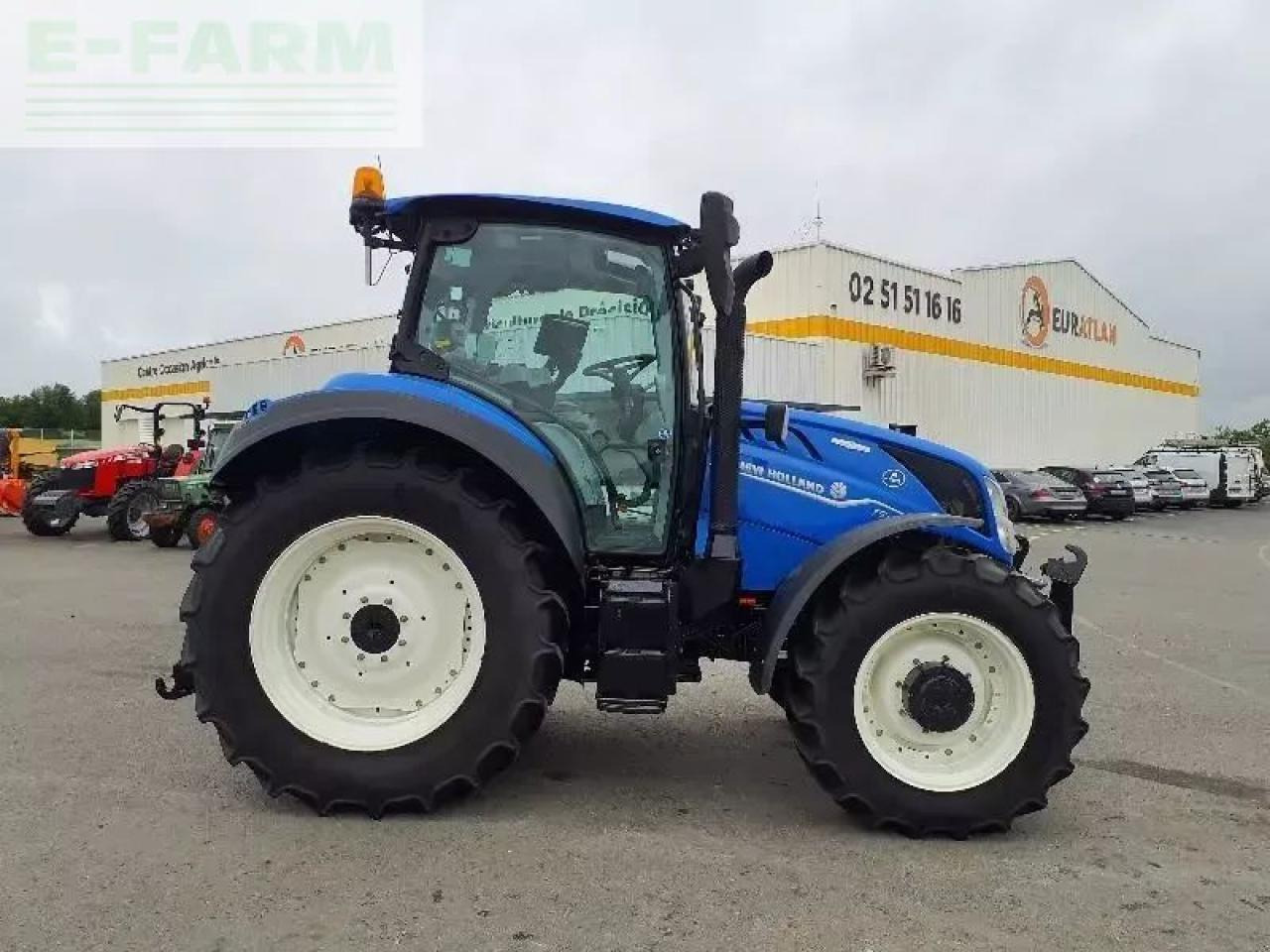 New Holland t5-130ac AC - טרקטור חקלאי: תמונה 1 New Holland t5-130ac AC - טרקטור חקלאי: תמונה 1