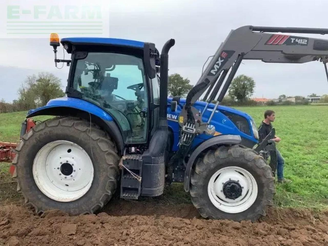New Holland t6-155ac - טרקטור חקלאי: תמונה 3 New Holland t6-155ac - טרקטור חקלאי: תמונה 3