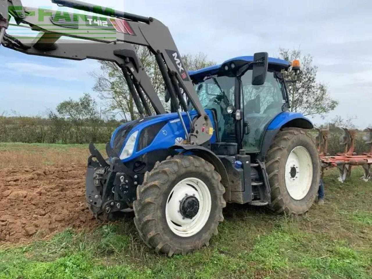 New Holland t6-155ac - טרקטור חקלאי: תמונה 4 New Holland t6-155ac - טרקטור חקלאי: תמונה 4