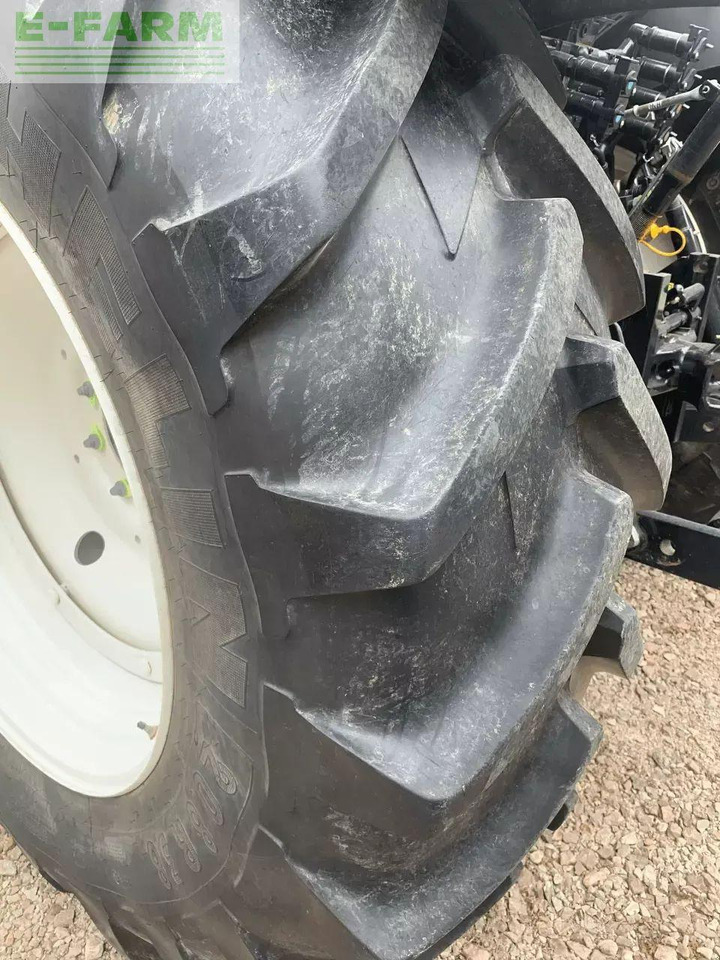 New Holland t6.165 autocommand t4b - טרקטור חקלאי: תמונה 3 New Holland t6.165 autocommand t4b - טרקטור חקלאי: תמונה 3