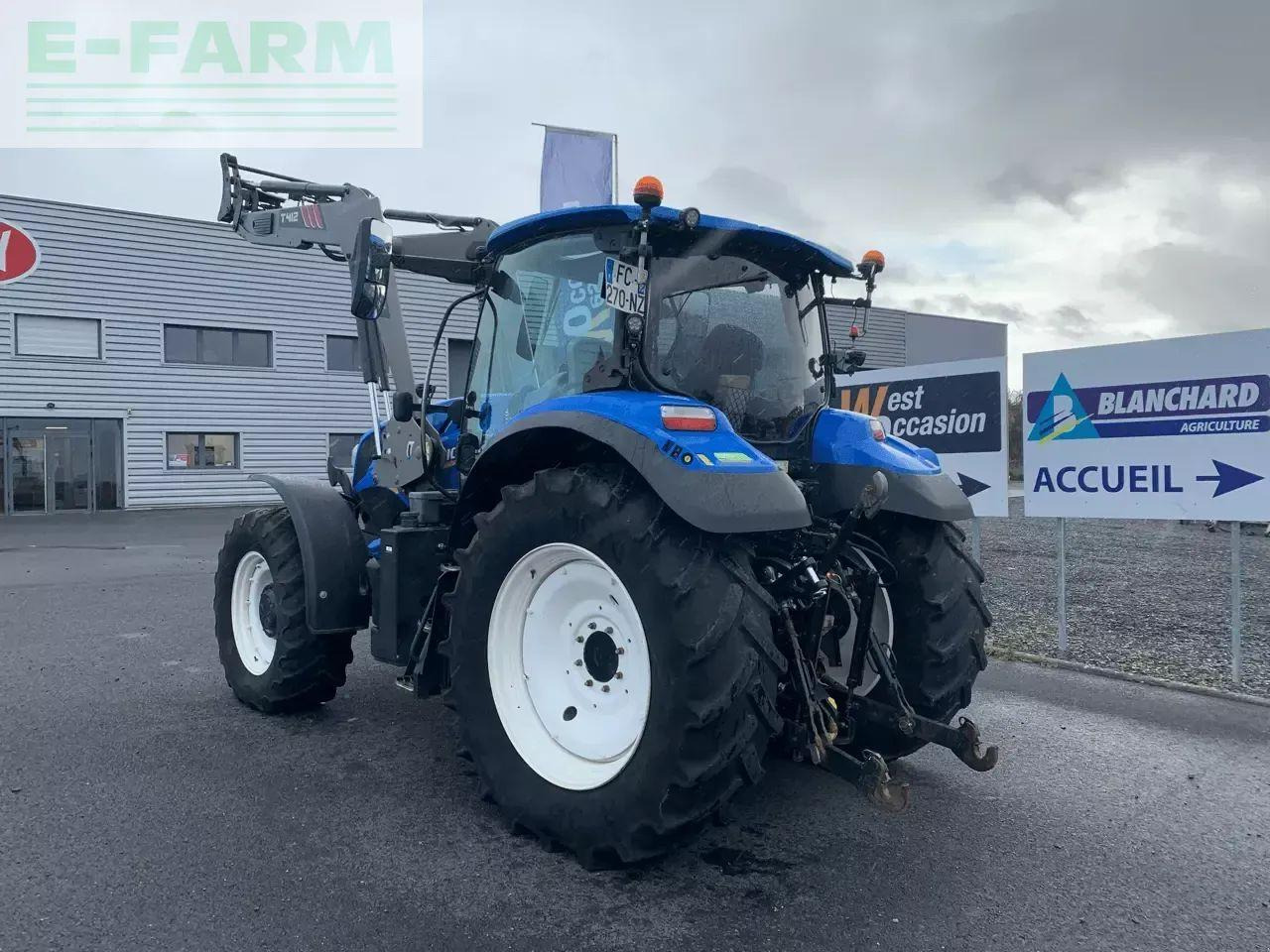 New Holland t6.180 electrocommand t4b - טרקטור חקלאי: תמונה 2 New Holland t6.180 electrocommand t4b - טרקטור חקלאי: תמונה 2