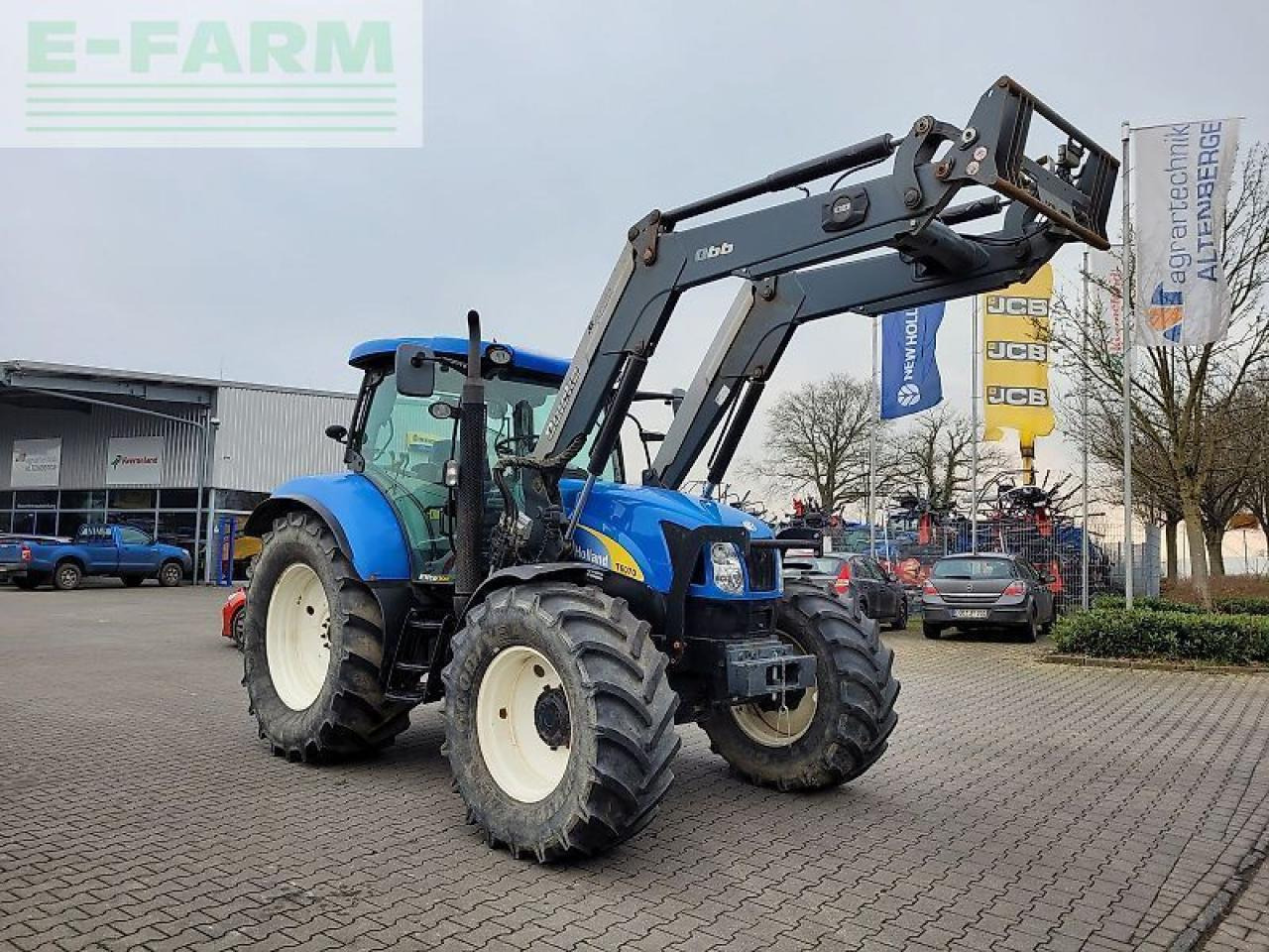 New Holland t6070 elite Elite - טרקטור חקלאי: תמונה 2 New Holland t6070 elite Elite - טרקטור חקלאי: תמונה 2