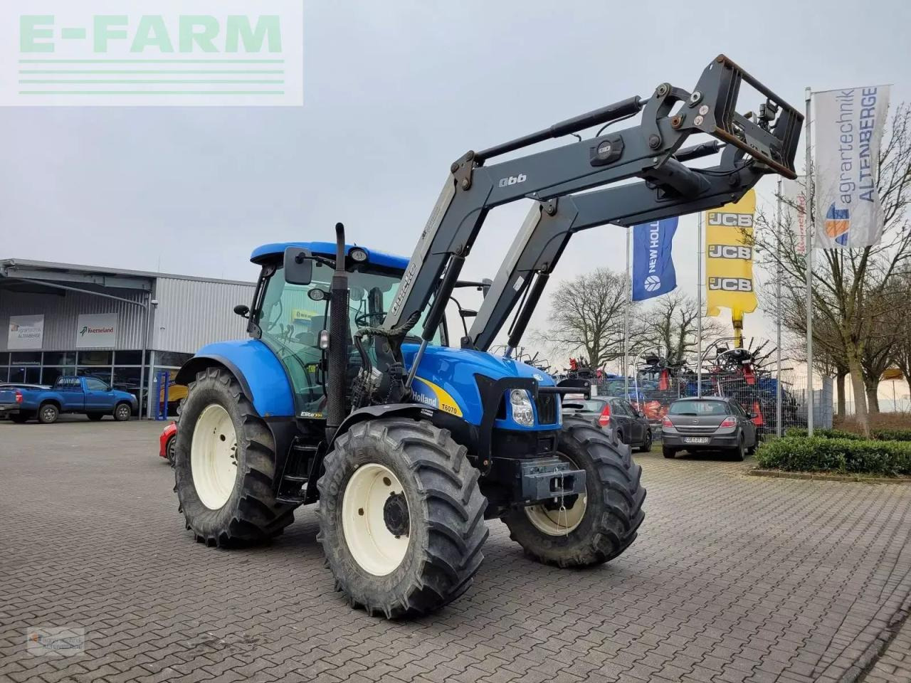 New Holland t6070 elite Elite - טרקטור חקלאי: תמונה 2 New Holland t6070 elite Elite - טרקטור חקלאי: תמונה 2