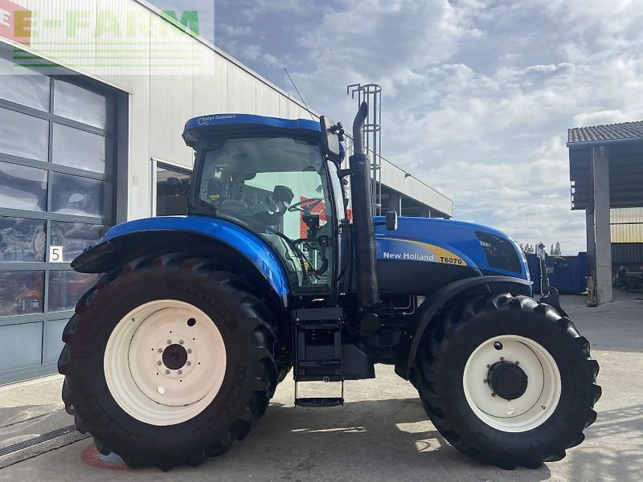 New Holland t6070 range & power command - טרקטור חקלאי: תמונה 4 New Holland t6070 range & power command - טרקטור חקלאי: תמונה 4