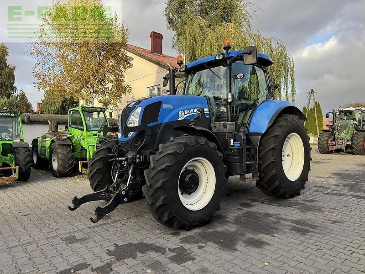 New Holland t7.185 powercommand - sidewinder ii - טרקטור חקלאי: תמונה 1 New Holland t7.185 powercommand - sidewinder ii - טרקטור חקלאי: תמונה 1