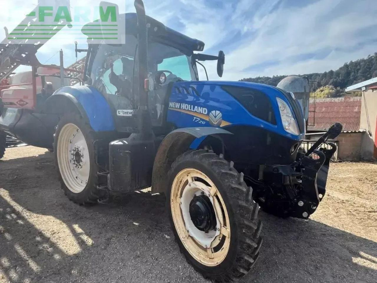 New Holland t7.210 - טרקטור חקלאי: תמונה 1 New Holland t7.210 - טרקטור חקלאי: תמונה 1