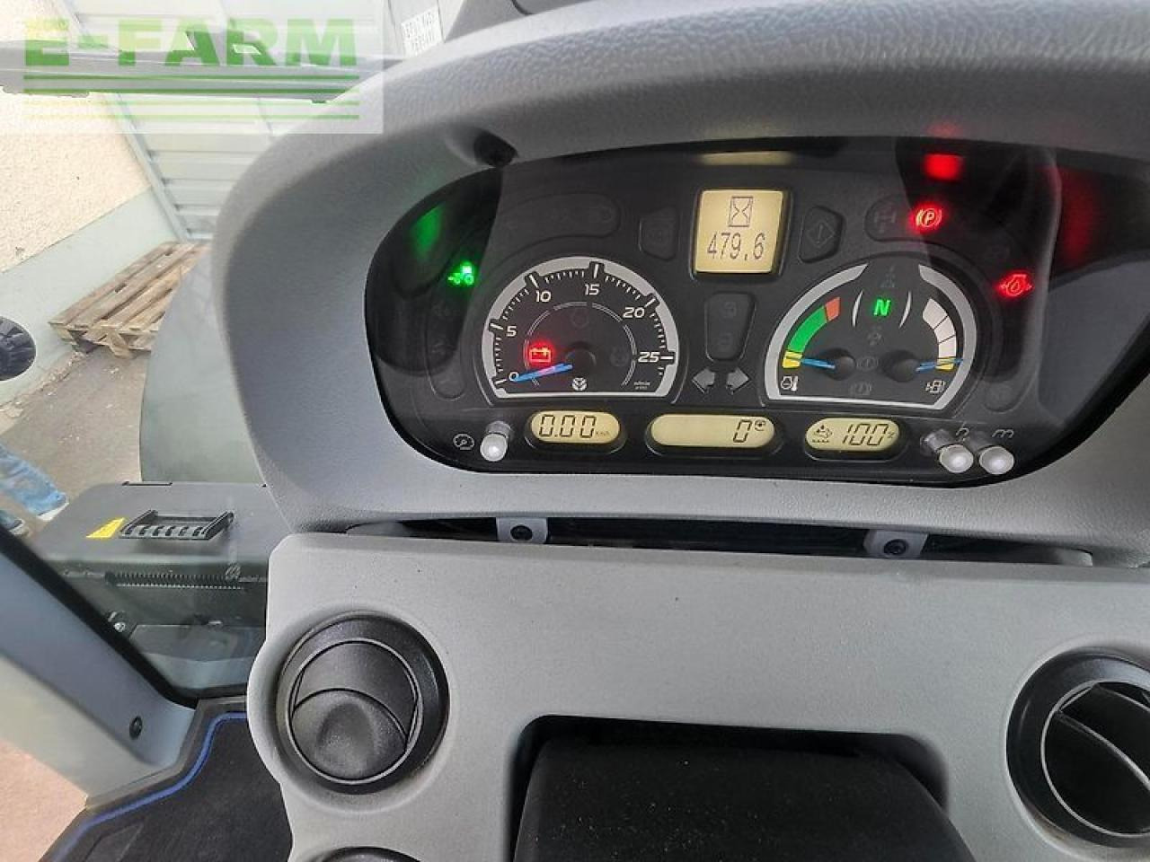 טרקטור חקלאי New Holland t7.225 ac: תמונה 9