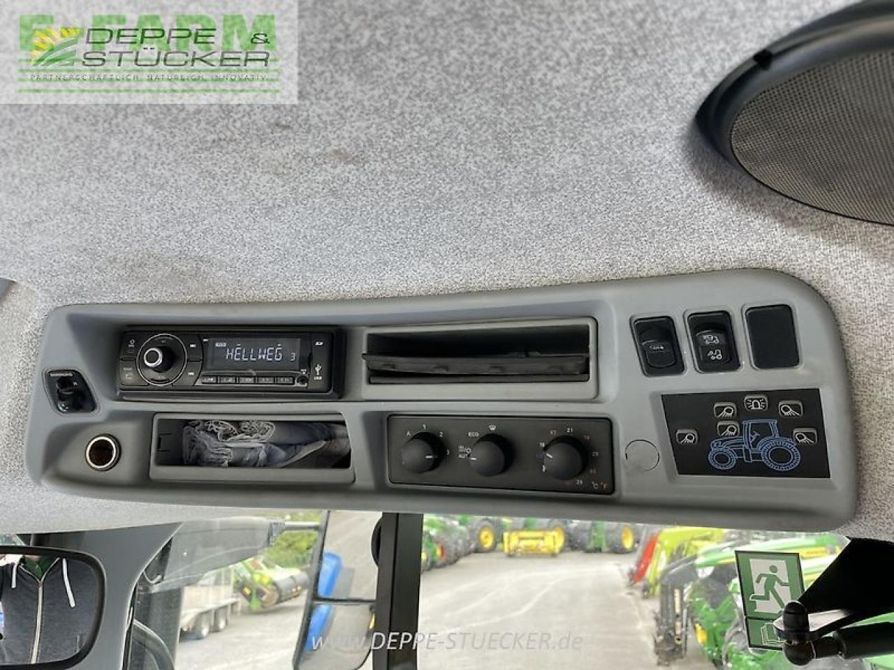 New Holland t7.230 - טרקטור חקלאי: תמונה 2 New Holland t7.230 - טרקטור חקלאי: תמונה 2