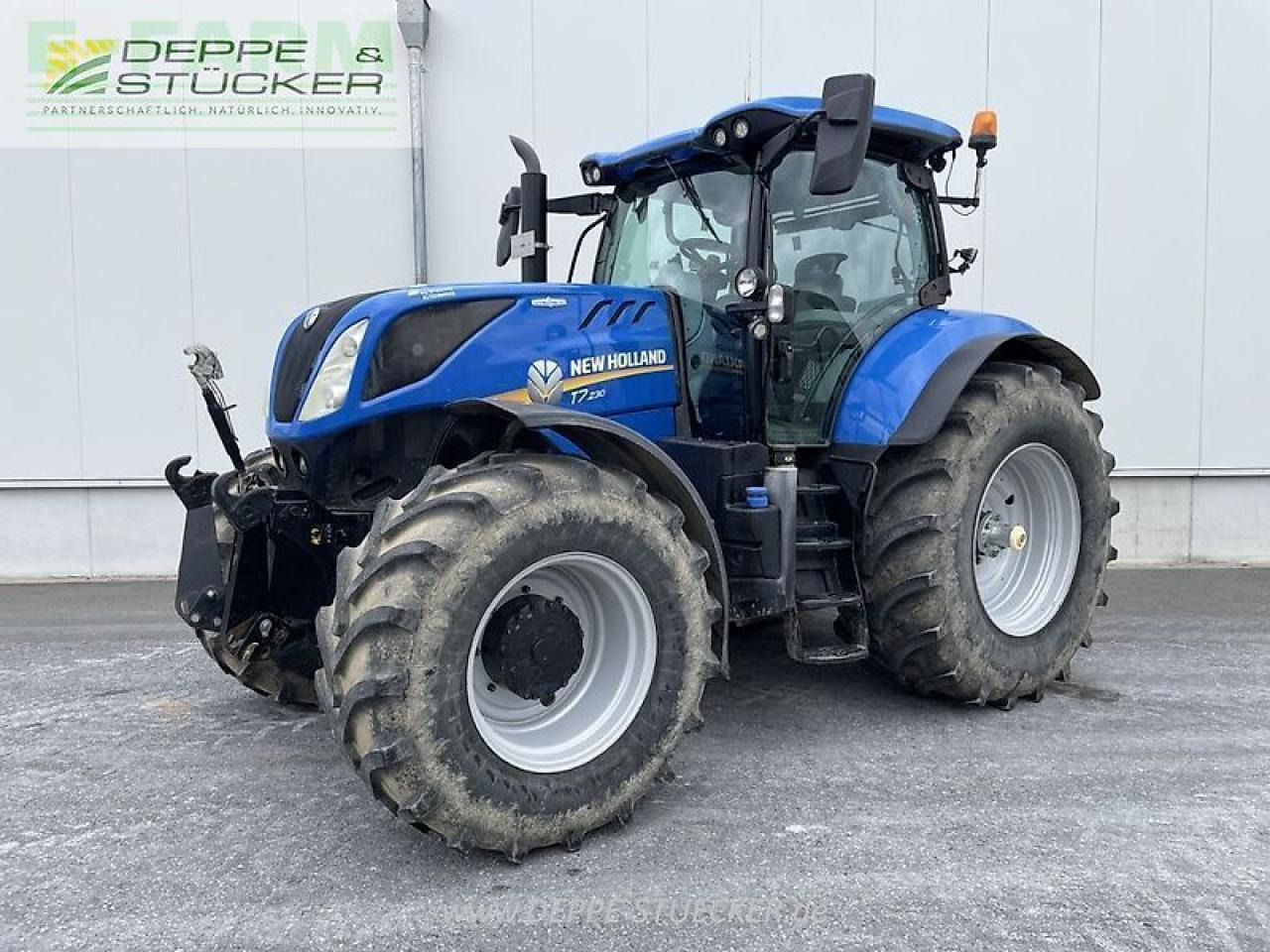 New Holland t7.230 - טרקטור חקלאי: תמונה 1 New Holland t7.230 - טרקטור חקלאי: תמונה 1