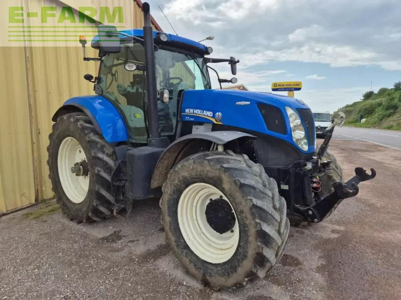 New Holland t7.250 ac - טרקטור חקלאי: תמונה 2 New Holland t7.250 ac - טרקטור חקלאי: תמונה 2