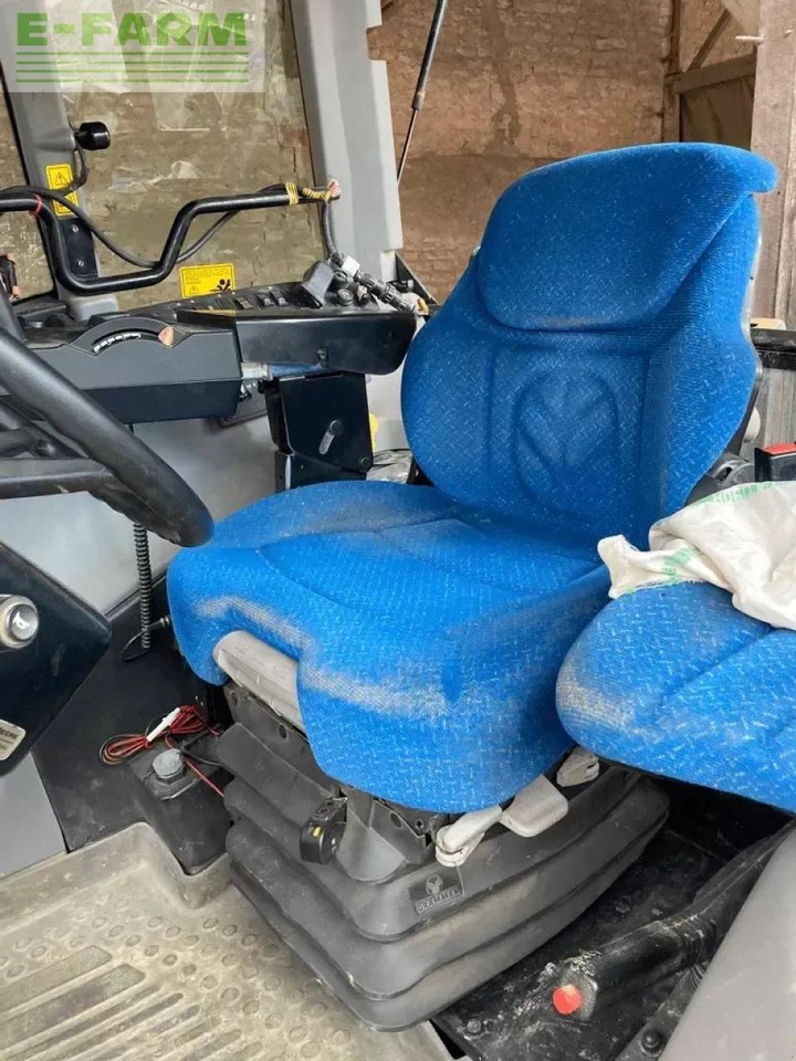 New Holland t7550 auto command - טרקטור חקלאי: תמונה 2 New Holland t7550 auto command - טרקטור חקלאי: תמונה 2