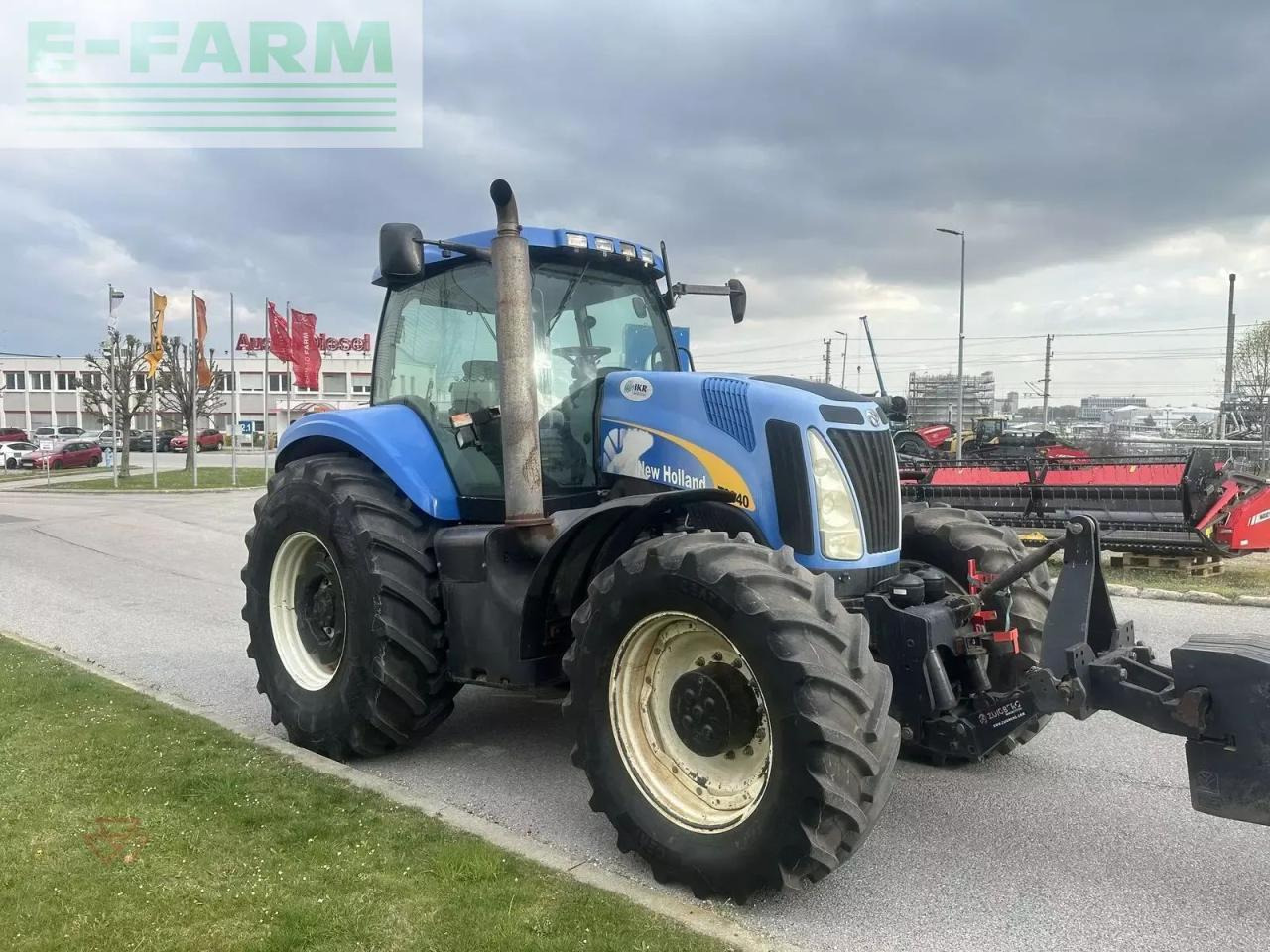 טרקטור חקלאי New Holland t8040: תמונה 8