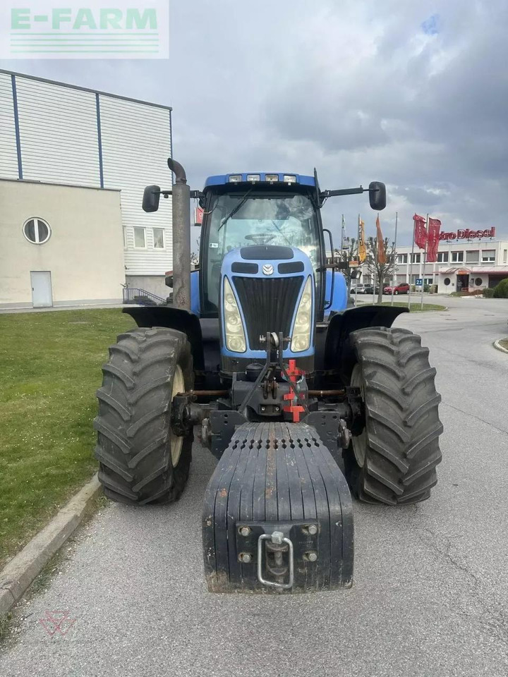 New Holland t8040 - טרקטור חקלאי: תמונה 2 New Holland t8040 - טרקטור חקלאי: תמונה 2