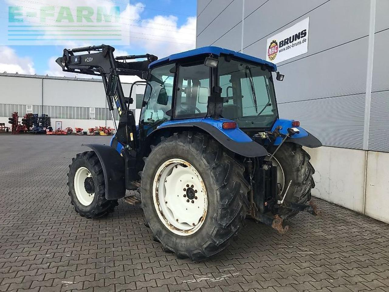 New Holland tl 90 a dt A - טרקטור חקלאי: תמונה 4 New Holland tl 90 a dt A - טרקטור חקלאי: תמונה 4