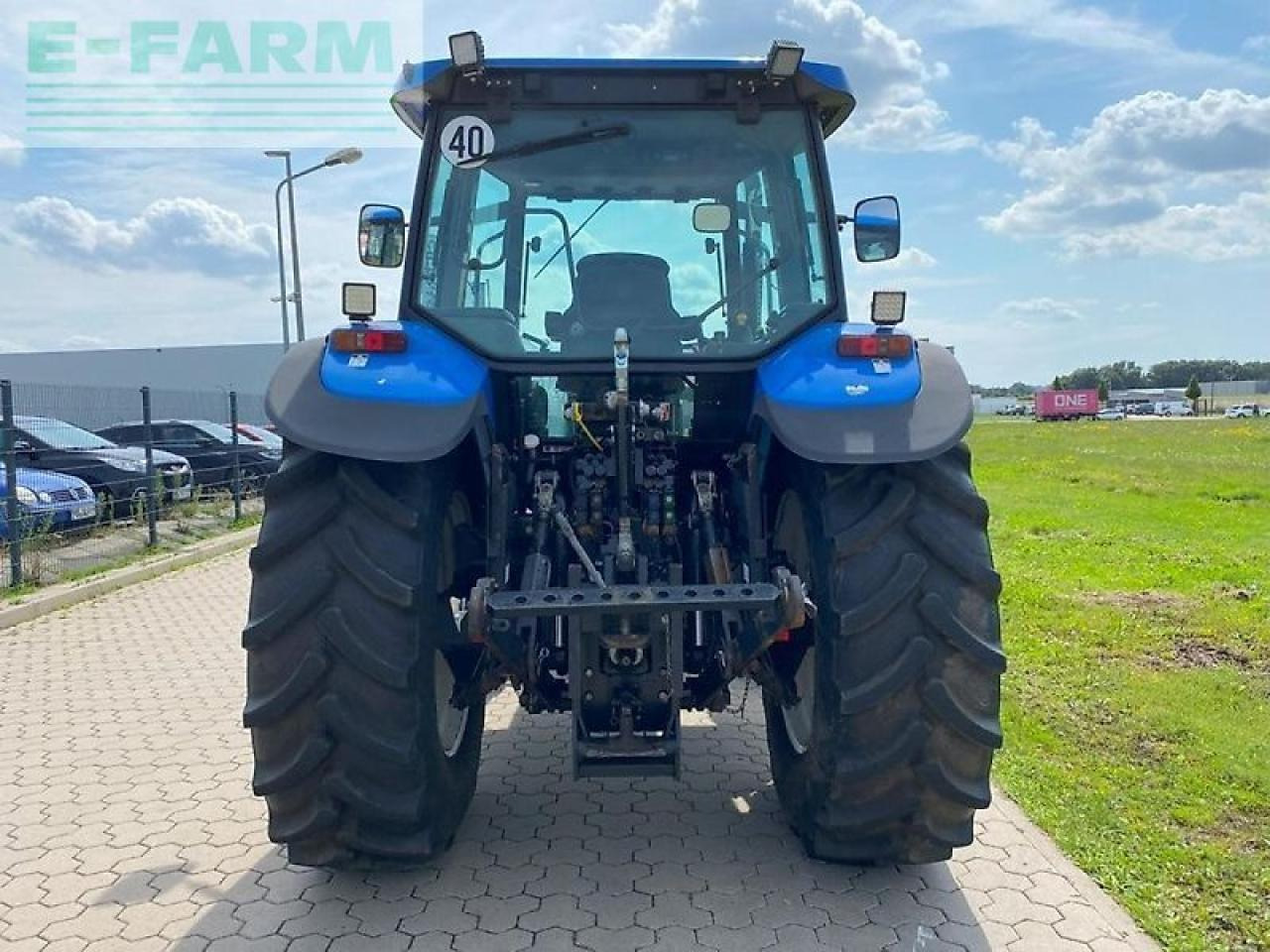 New Holland tm 155 - טרקטור חקלאי: תמונה 5 New Holland tm 155 - טרקטור חקלאי: תמונה 5