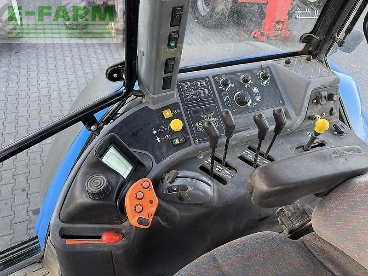 טרקטור חקלאי New Holland tm175 powercommand: תמונה 11