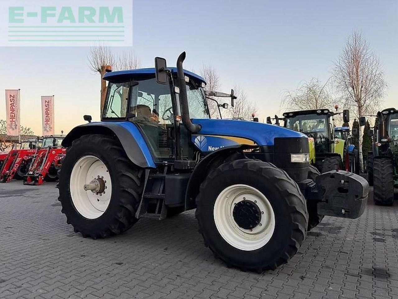New Holland tm175 powercommand - טרקטור חקלאי: תמונה 4 New Holland tm175 powercommand - טרקטור חקלאי: תמונה 4