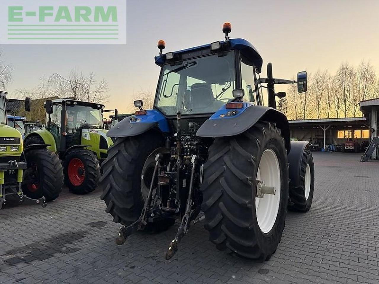 טרקטור חקלאי New Holland tm175 powercommand: תמונה 6