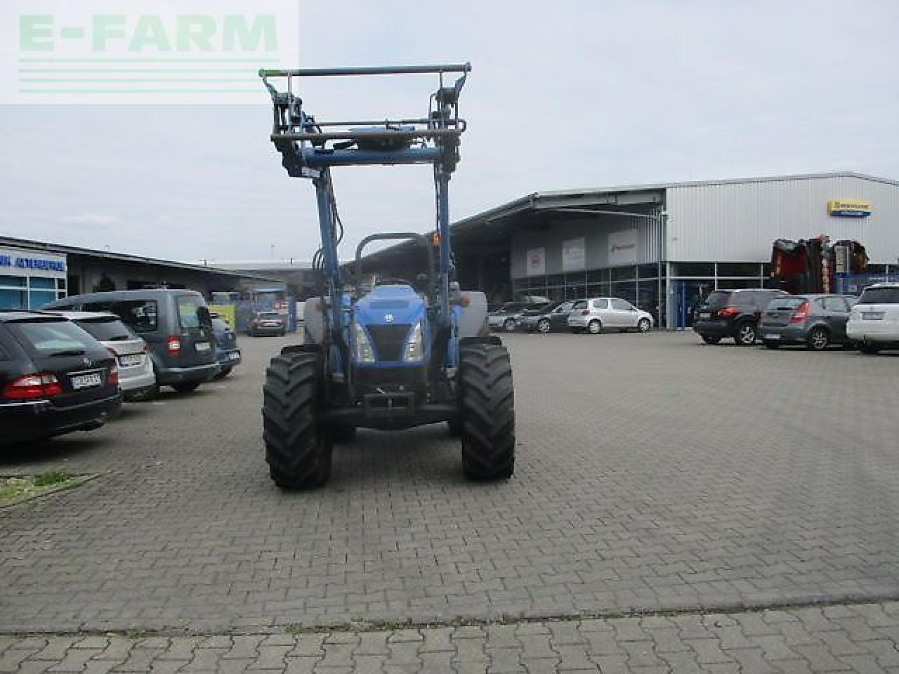New Holland tn70 a niedrige bauhöhe - טרקטור חקלאי: תמונה 2 New Holland tn70 a niedrige bauhöhe - טרקטור חקלאי: תמונה 2