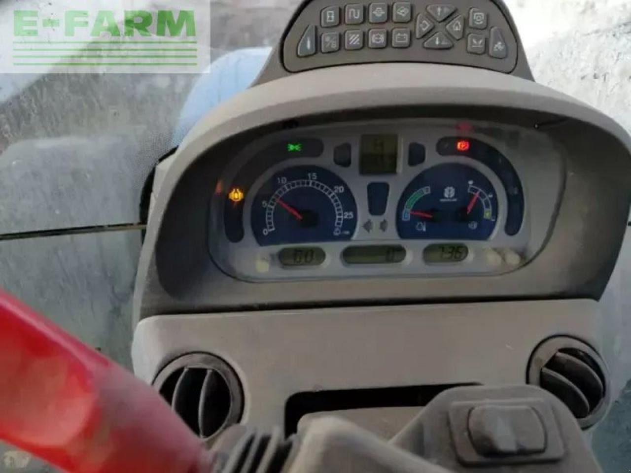 New Holland tsa 125 - טרקטור חקלאי: תמונה 3 New Holland tsa 125 - טרקטור חקלאי: תמונה 3