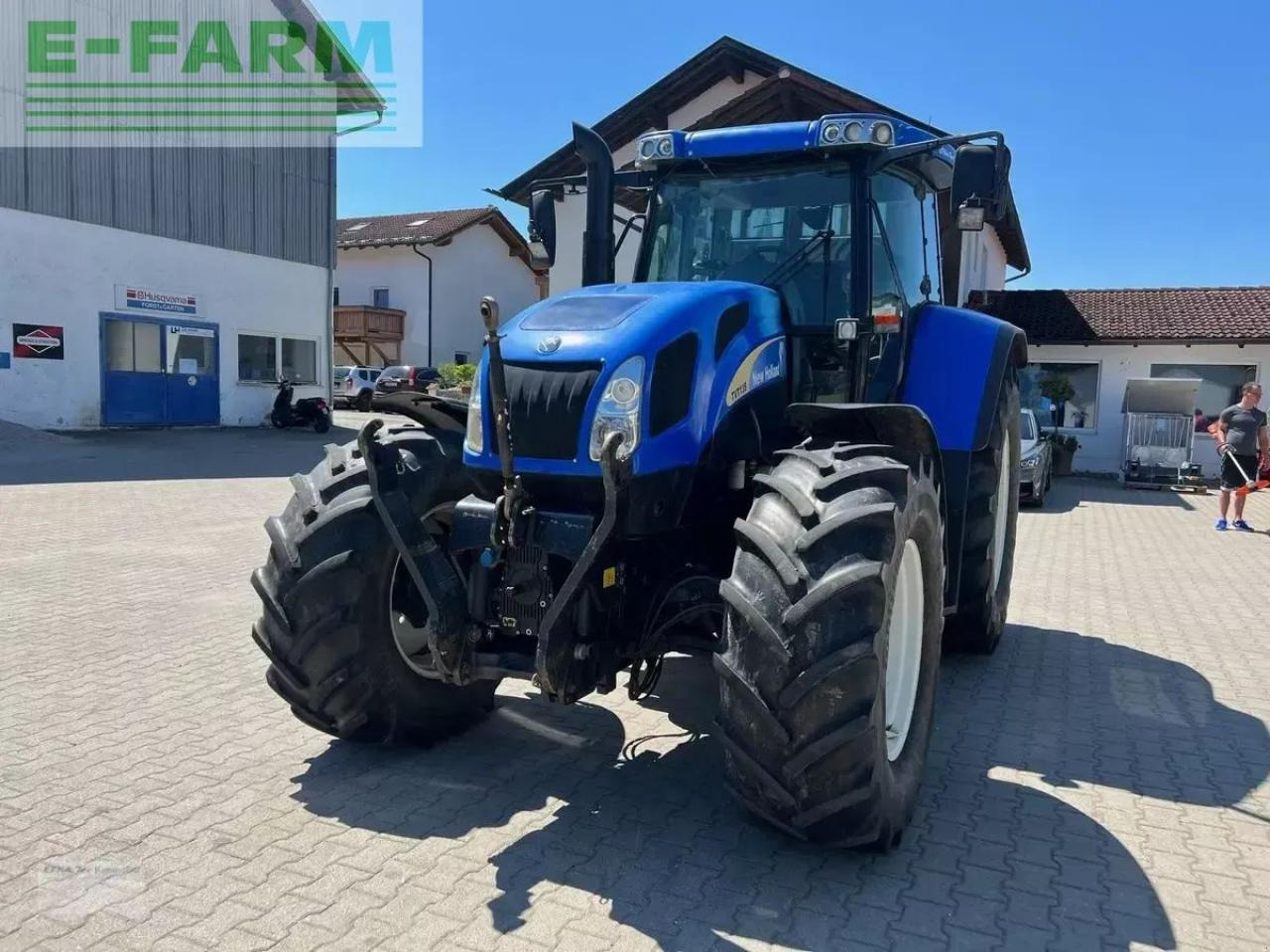 New Holland tvt 135 - טרקטור חקלאי: תמונה 4 New Holland tvt 135 - טרקטור חקלאי: תמונה 4