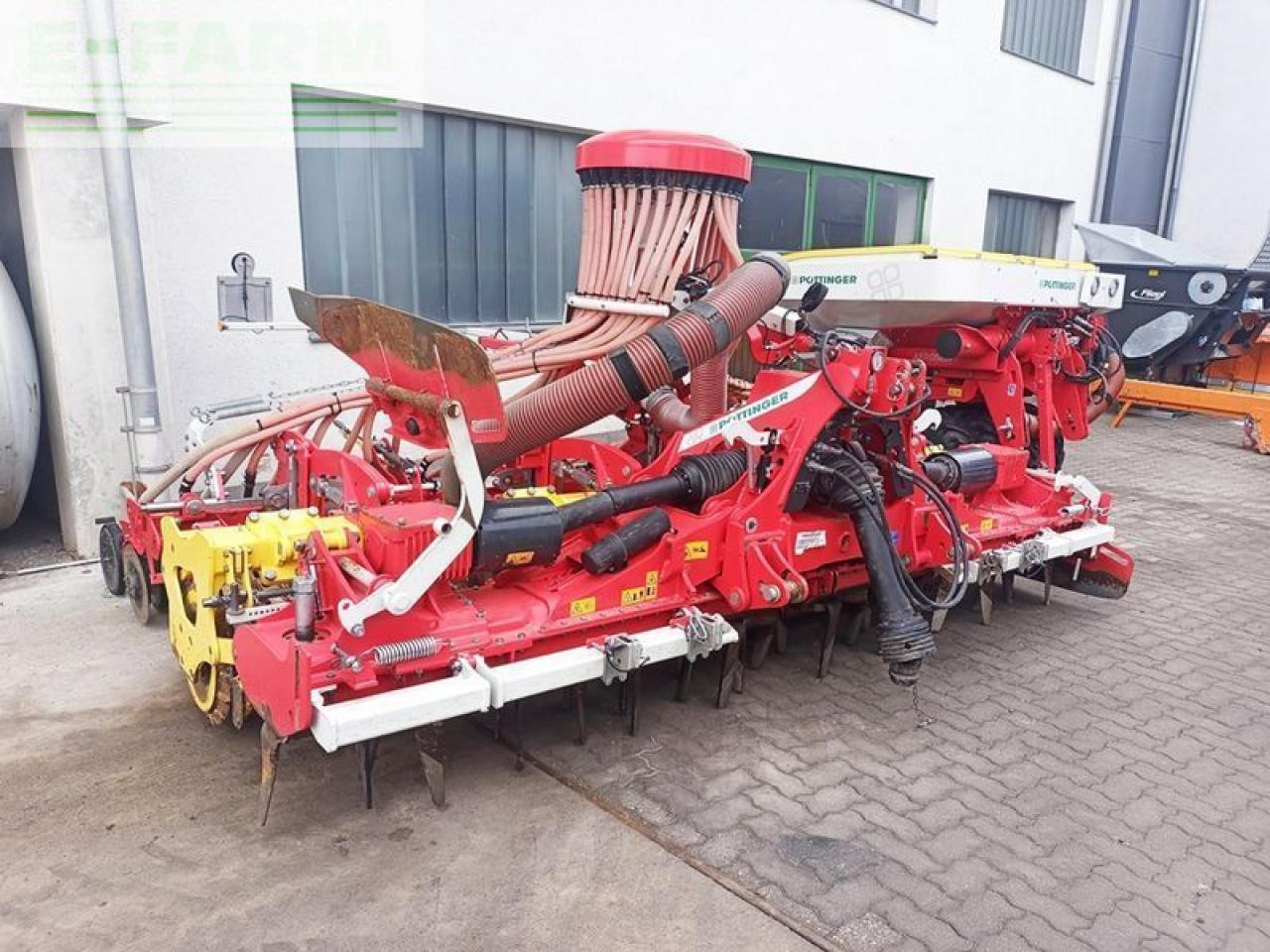 Pöttinger 4 m säkombination pneumatisch klappbar - מקדחת זריעה משולבת: תמונה 3 Pöttinger 4 m säkombination pneumatisch klappbar - מקדחת זריעה משולבת: תמונה 3