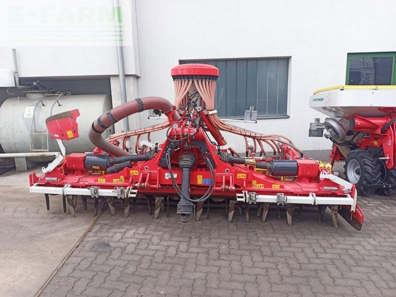 Pöttinger 4 m säkombination pneumatisch klappbar - מקדחת זריעה משולבת: תמונה 2 Pöttinger 4 m säkombination pneumatisch klappbar - מקדחת זריעה משולבת: תמונה 2