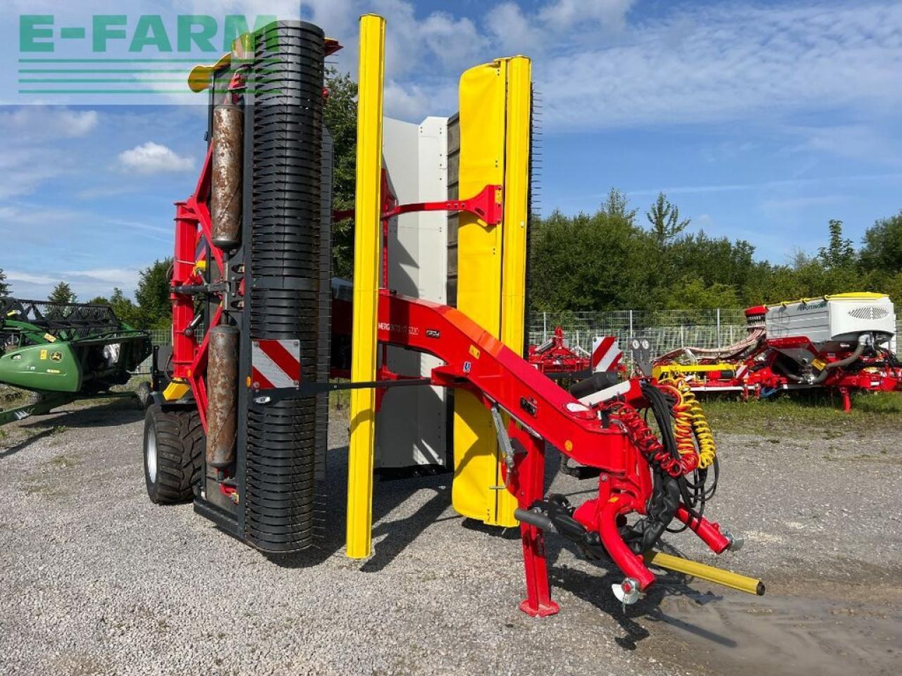 Pöttinger mergento vt 9220 - גורף/ מגרפה: תמונה 1 Pöttinger mergento vt 9220 - גורף/ מגרפה: תמונה 1