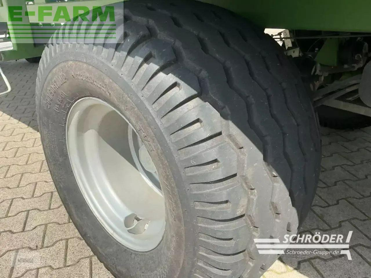 קרון נגרר לפלטפורמות חקלאיות Pronar to 26 m: תמונה 10 קרון נגרר לפלטפורמות חקלאיות Pronar to 26 m: תמונה 10