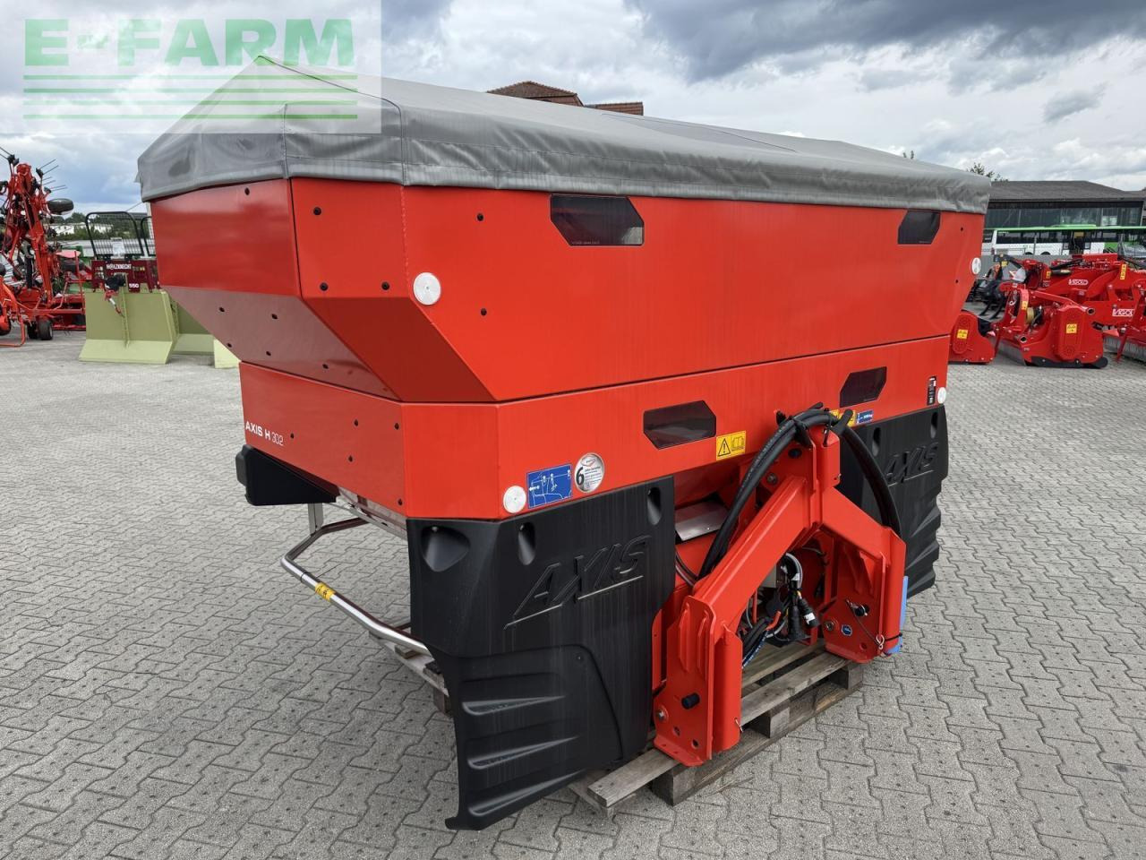 Rauch axis h 30.2 emc+w isobus - מפזרת דשן: תמונה 3 Rauch axis h 30.2 emc+w isobus - מפזרת דשן: תמונה 3